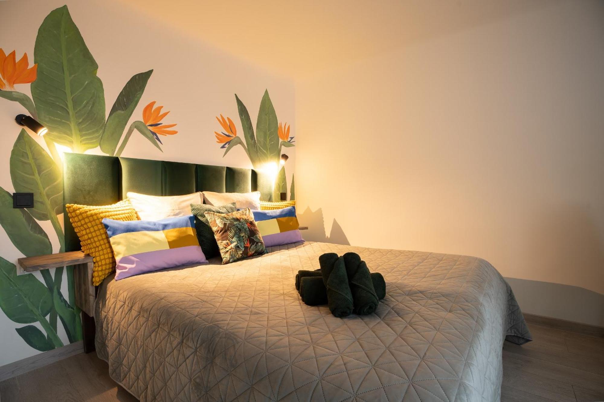 Green Garden & Private Parking Apartments With Playground Riga Exterior photo