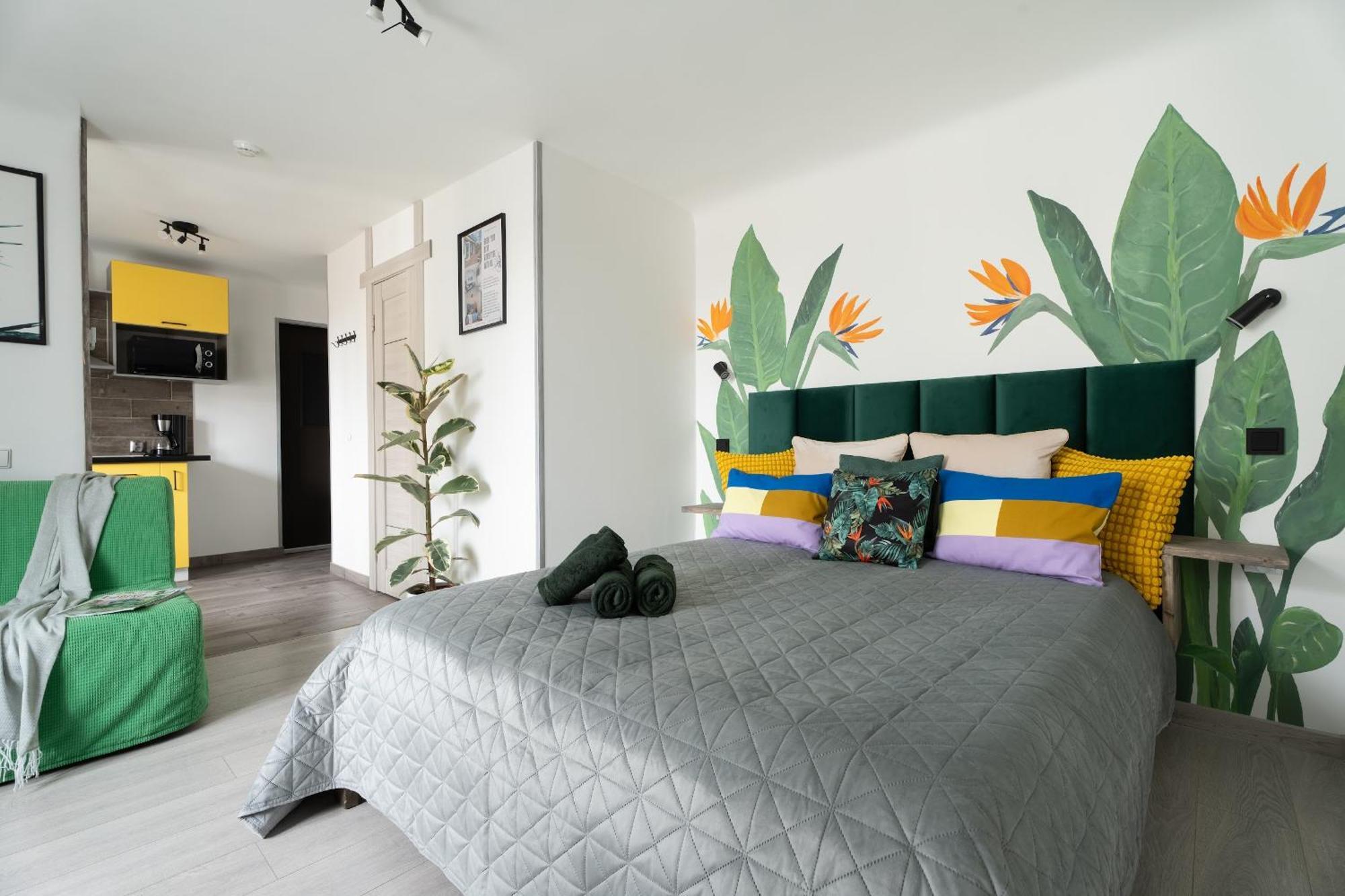 Green Garden & Private Parking Apartments With Playground Riga Exterior photo