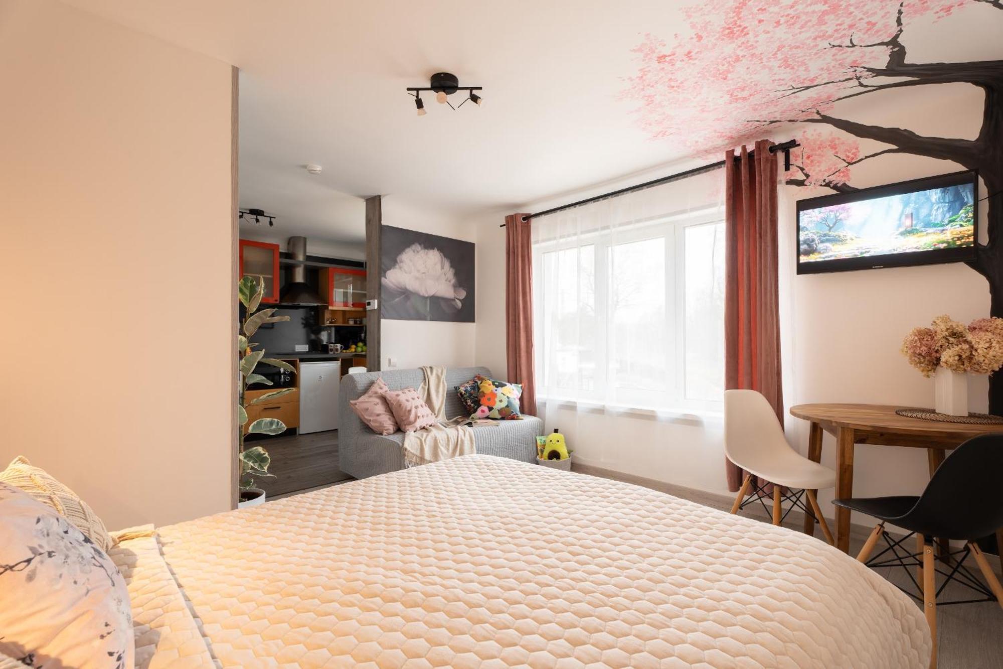 Green Garden & Private Parking Apartments With Playground Riga Exterior photo